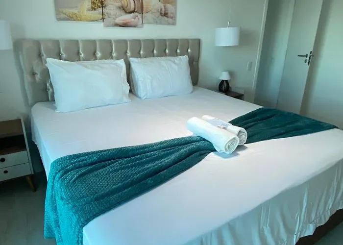 Apartamento Frente Ao Mar Em Resort Pe Na Areia