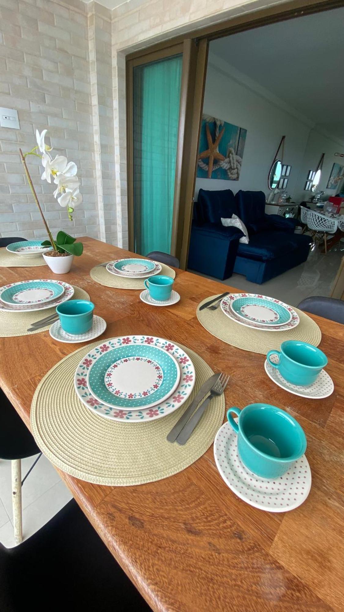 Apartamento Frente Ao Mar Em Pe Na Areia *
