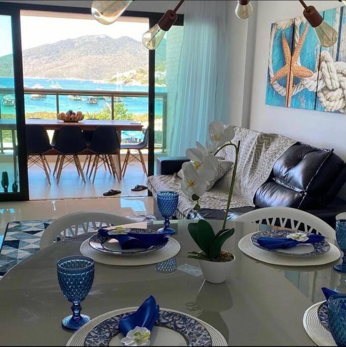 Apartamento Frente Ao Mar Em Pe Na Areia *