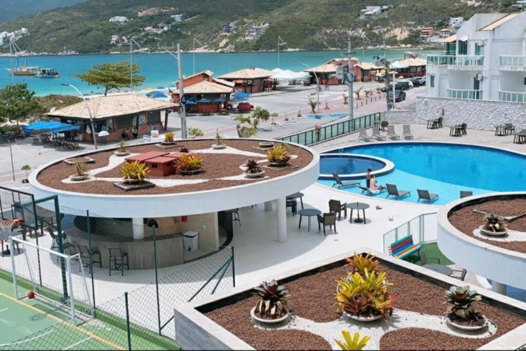 Frente Ao Mar Em Pe Na Areia * Arraial do Cabo